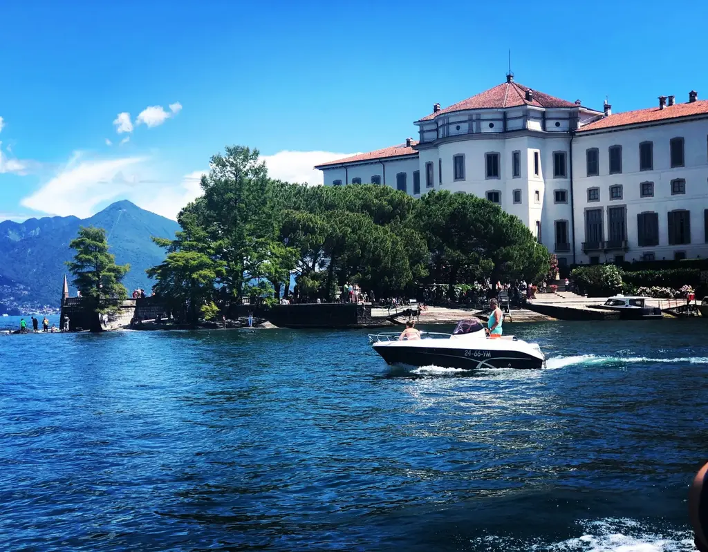 Isola Bella and Palazzo Borromeo from the water, Lake Maggiore, Italy